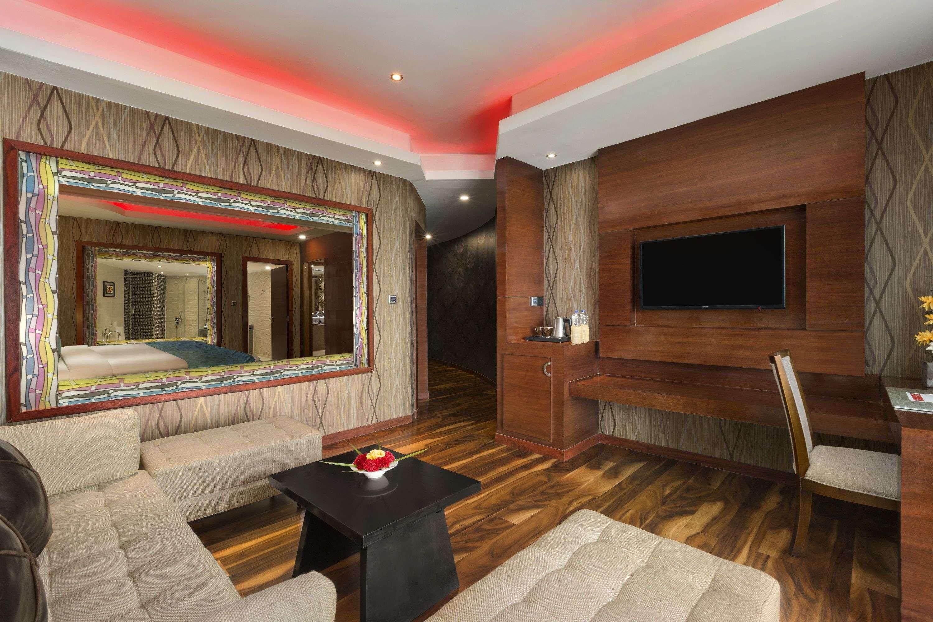 Ramada By Wyndham Alleppey Alappuzha Extérieur photo