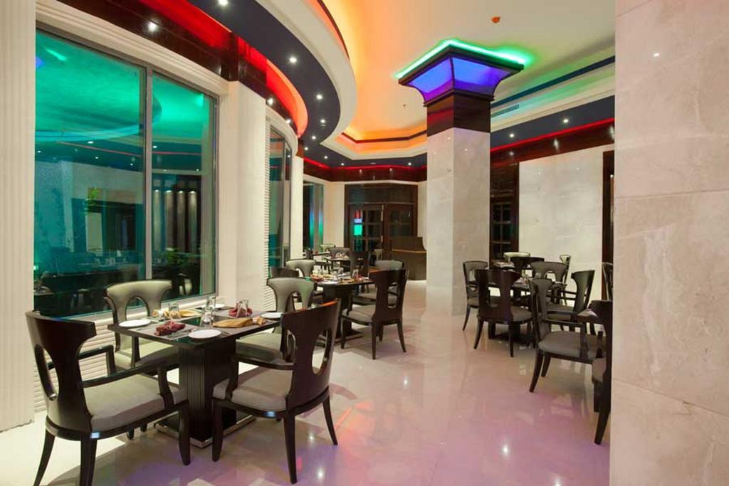 Ramada By Wyndham Alleppey Alappuzha Extérieur photo