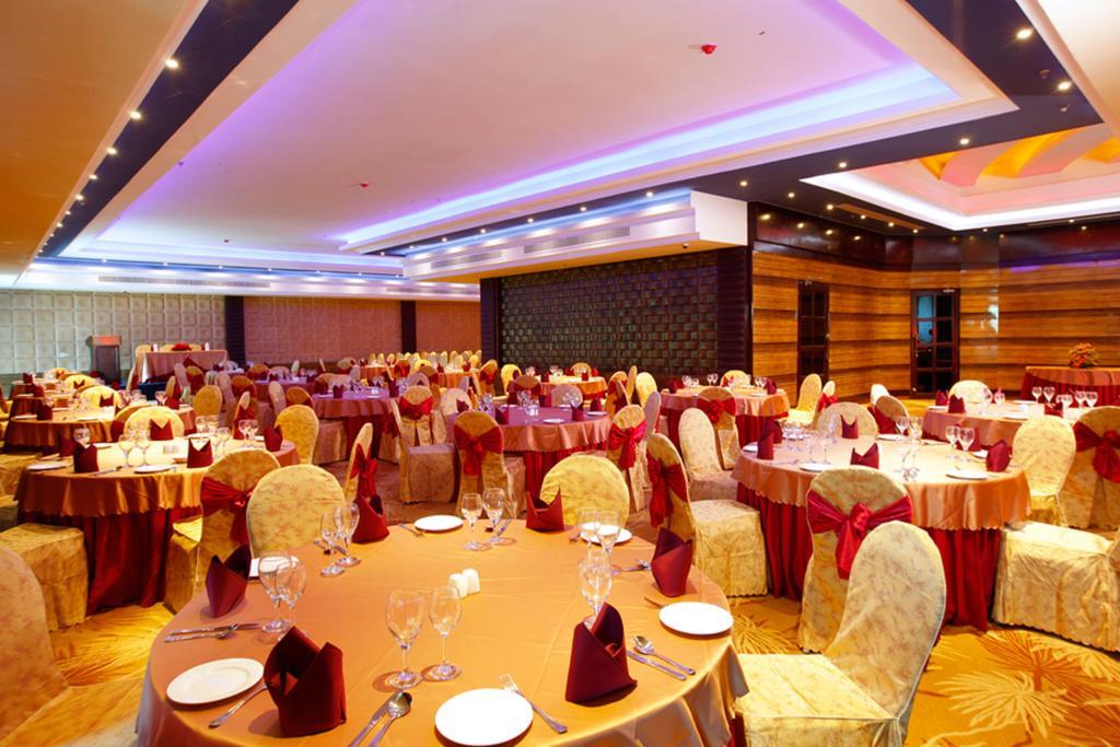 Ramada By Wyndham Alleppey Alappuzha Extérieur photo