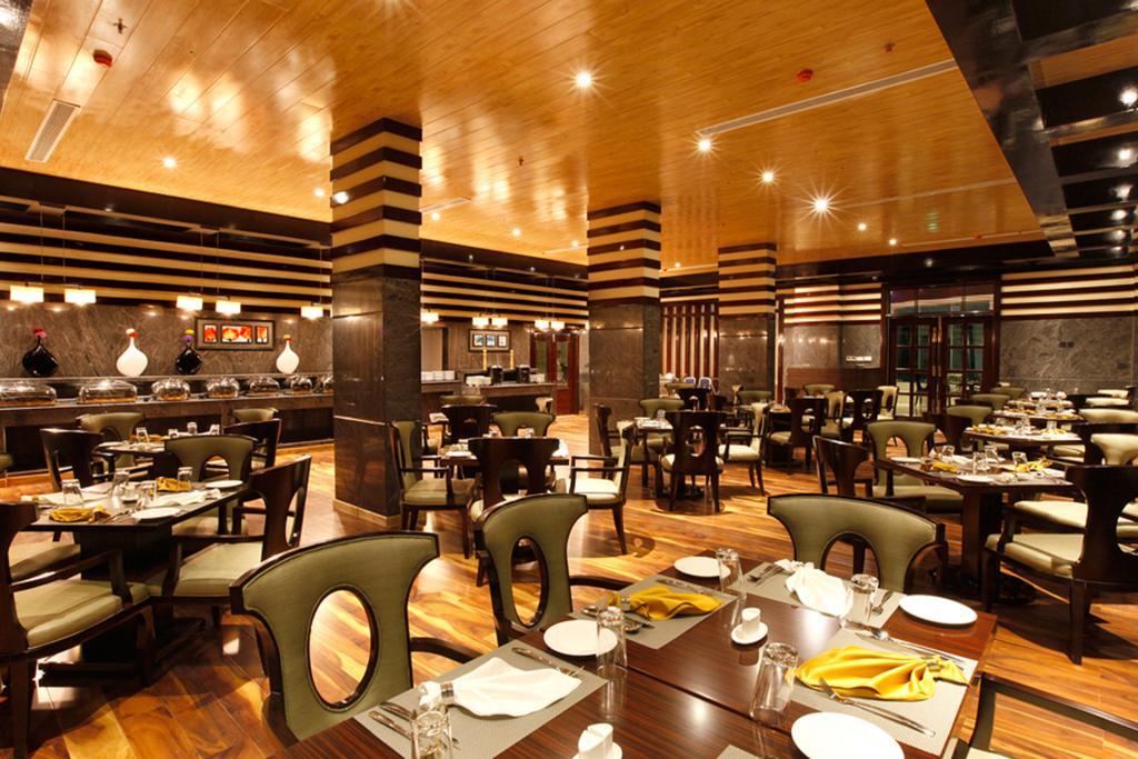 Ramada By Wyndham Alleppey Alappuzha Extérieur photo