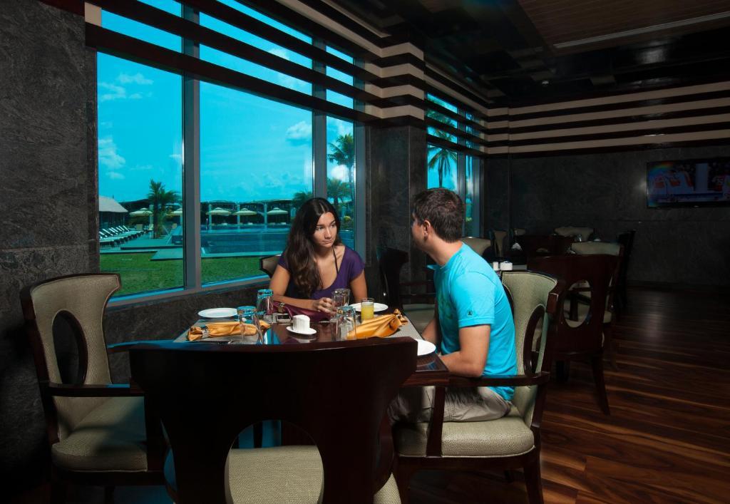 Ramada By Wyndham Alleppey Alappuzha Extérieur photo